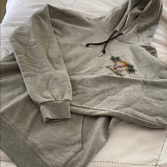 Fruit of the Loom Tops - The Parrot Sweatshirt